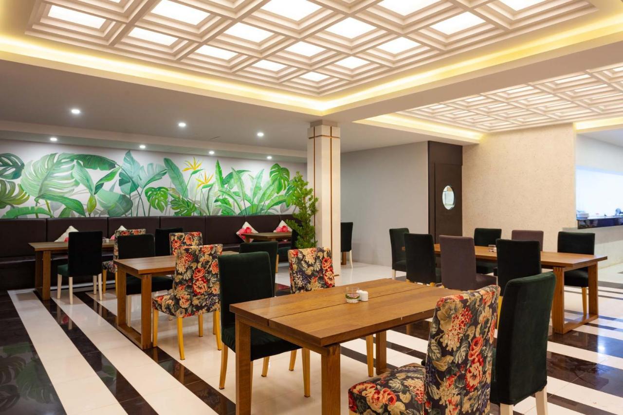 Anona Beachfront Phuket Resort-Sha Extra Plus Patong Zewnętrze zdjęcie